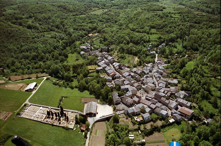 Escouloubre Village photo aérienne 5