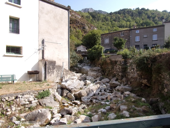 Salvezines, village 8