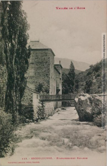 Vallée de l'Aude. 123. Escouloubre : établissement Esparre / [photographie Henri Jansou (1874-1966)]. - Toulouse : phototypie Labouche frères, marque LF au verso, [entre 1909 et 1925]. - Carte postale (1909/1925) - recto