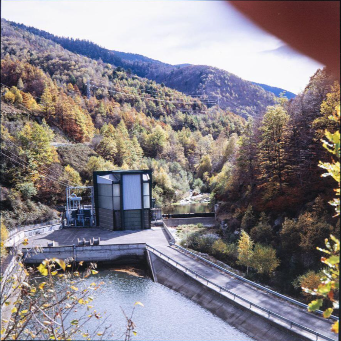 Vue de la centrale hydroélectrique d'Escouloubre.