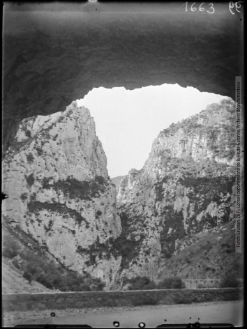 Entrée des gorges de Pierre-Lys, Aude - cliché Henri Gaussen - août-septembre 1935 p1