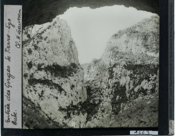 Entrée des gorges de Pierre-Lys, Aude - cliché Henri Gaussen - août-septembre 1935 p1