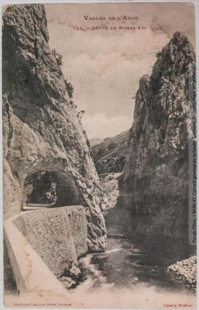 Vallée de l'Aude 14 - Défilé de Pierre Lys - photographie Amédée Trantoul 1837 - 1910 - Toulouse - phototypie Labouche frères, marque LF au verso, entre 1900 et 1925 - Carte postale p1