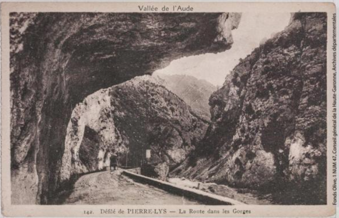 Vallée de l'Aude 142 -Défilé de Pierre-Lys -la route dans les gorges -Toulouse -éditions Pyrénées-Océan, Labouche frères 1937-1950 -CPA p1