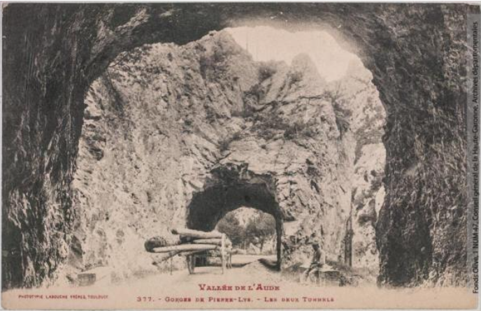 Vallée de l'Aude 377 -Gorges de Pierre-Lys -les deux tunnels -Toulouse -phototypie Labouche frères, marque LF au verso 1905-1925 -CPA p1 double