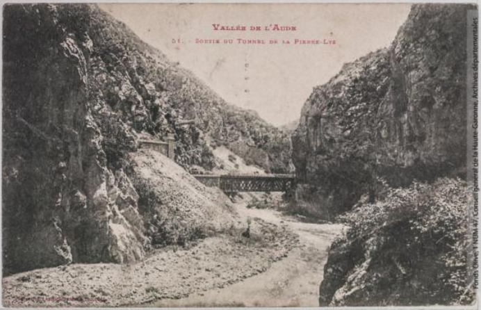 Vallée de l'Aude 51 -Sortie du tunnel de la Pierre-Lys -photo Henri Jansou 1874-1966 -Toulouse -phototypie Labouche frères, marque LF au verso 1905-1925-CPA p1