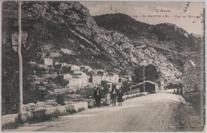 Vallée de l'Aude 52 bis -Saint-Martin-Lys -vue du village -photo Amédée Trantoul 1837-1910 -Toulouse -phototypie Labouche frères, marque LF au verso 1904-CPA p1