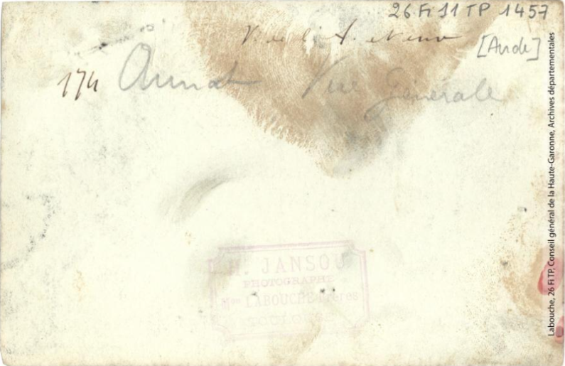 Vallée de l'Aude et environs. 174. Aunat : vue générale / photographie Henri Jansou (1874-1966). - Toulouse : maison Labouche frères, [entre 1900 et 1940]. - Photographie (1900/1940) verso