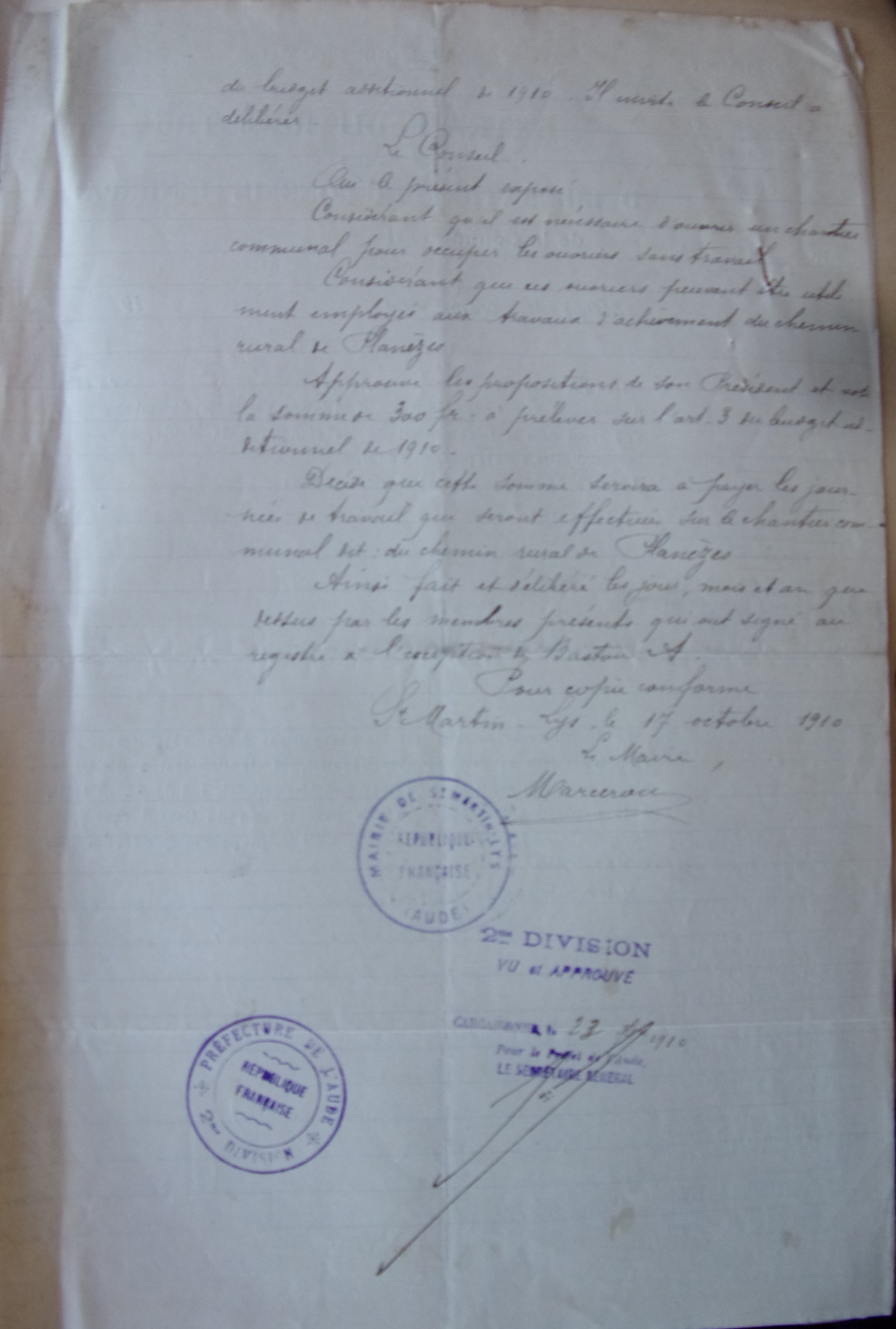 19101016 délibération conseil Demande de crédit pour continuer chemin de Planèzes p2 100_8955