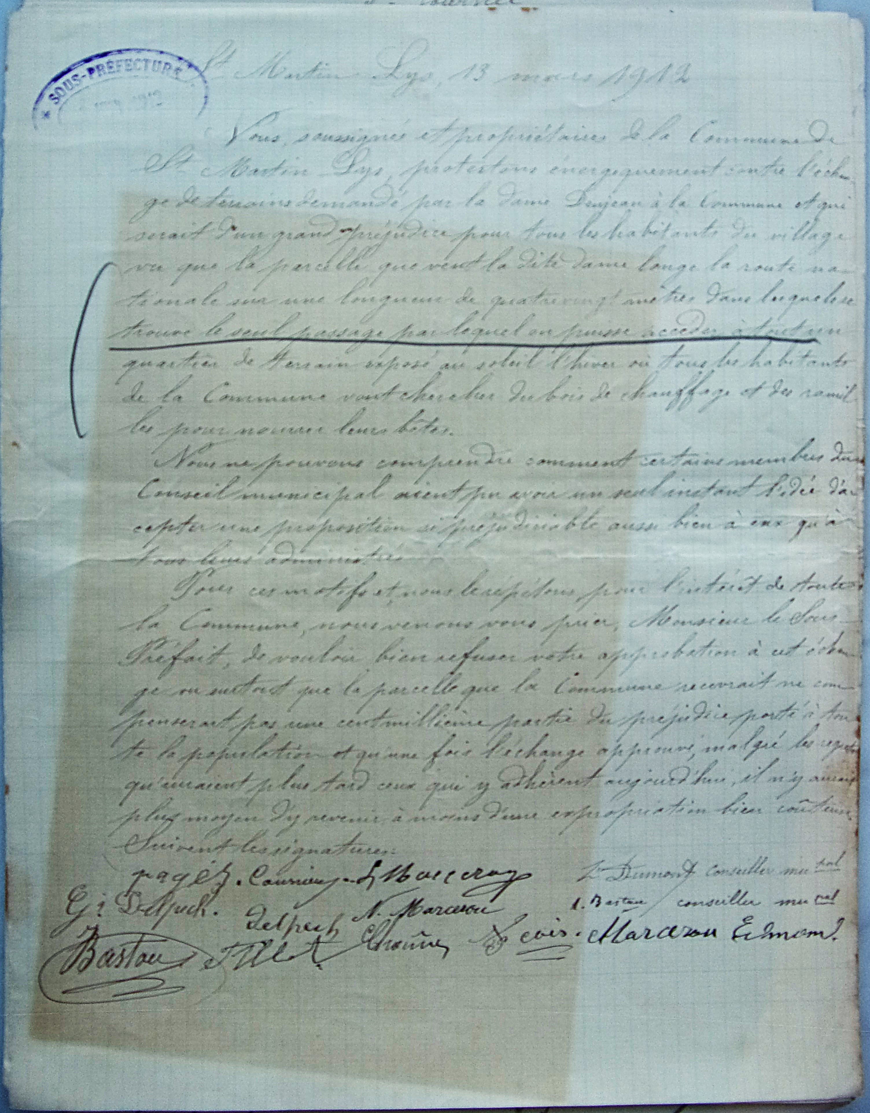 13 mars 1912 - Courrier d'habitants de St Martin au sous préfet pour protester contre l'échange de terrain avec Elisa Denjean