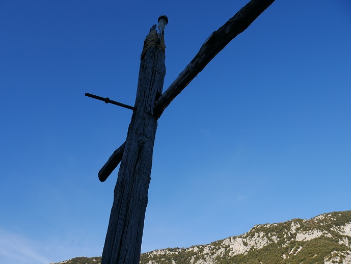 St Martin Lys, la croix