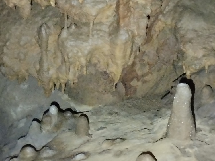 grotte supérieure - 49