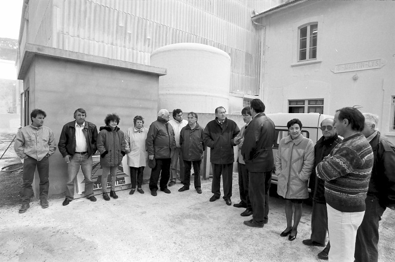 St Martin Lys, Visite des élus départementaux à l'usine de dolomie vers 2000