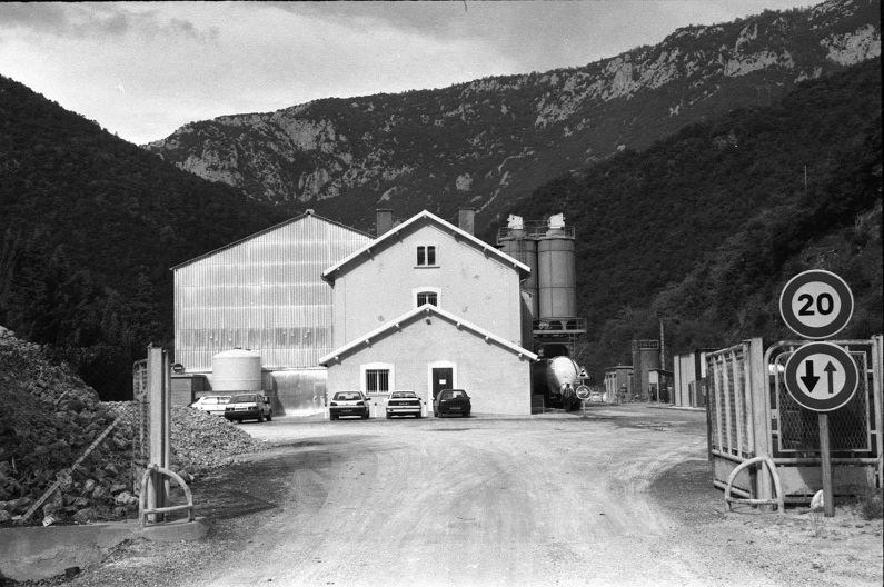 St Martin Lys, l'usine de dolomie 4