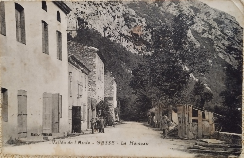 Vallée de l'Aude -Gesse - le hameau