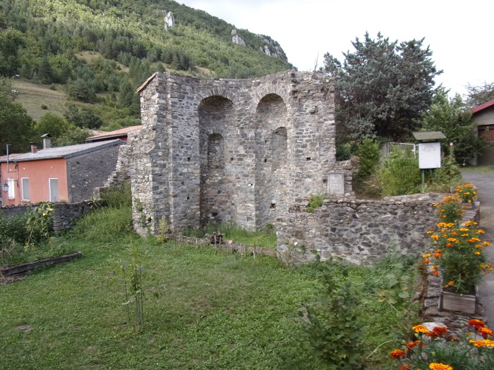 St Martin Lys, Abbaye de Joucou 1