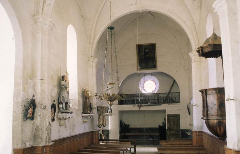 église Marsa; Intérieur : vue vers la tribune