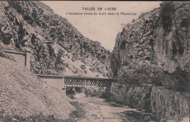 Vallée de l'Aude l'ancienne route du Curé dans la Pierre Lys - CPA Meynier