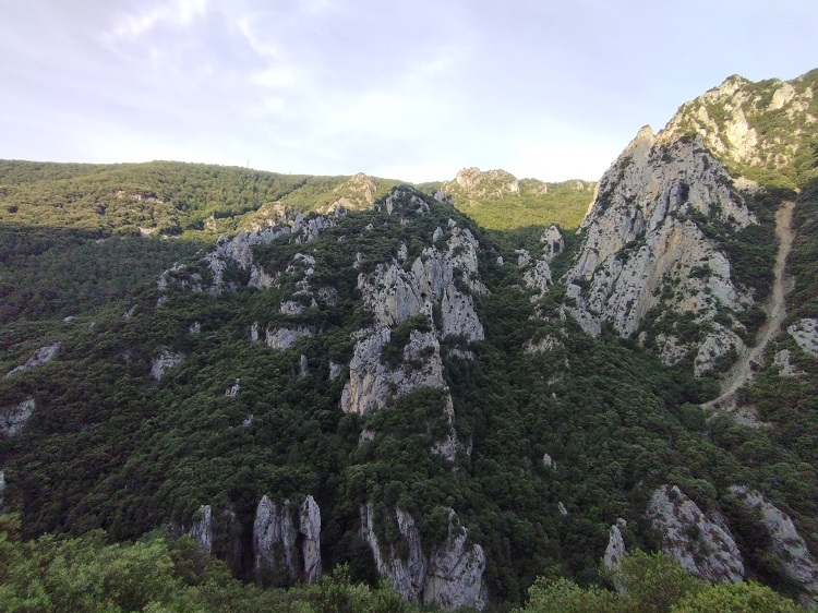 St Martin Lys, Vue générale des gorges -2