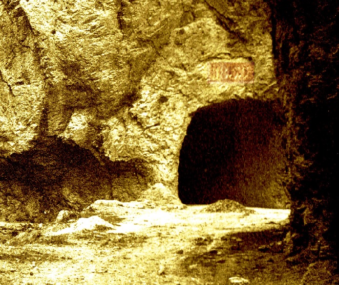St Martin Lys, entrée des gorges coté St Martin, tunnel de 1855