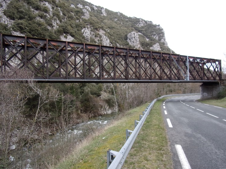 St Martin Lys, le pont de fer du bourrec 