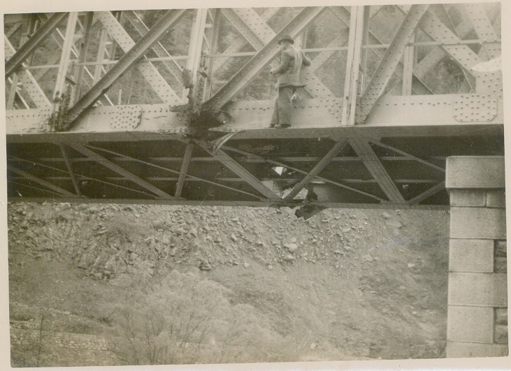 St Martin Lys, pont de fer du bourrec 1944 détail 2