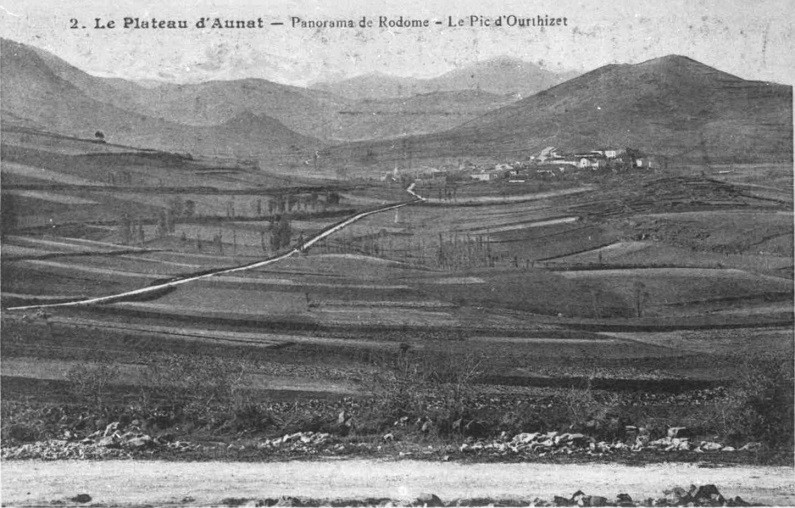 Rodome, Carte postale ancienne, Plateau d'Aunat, panorama de Rodome, pic de l'Ourthizet