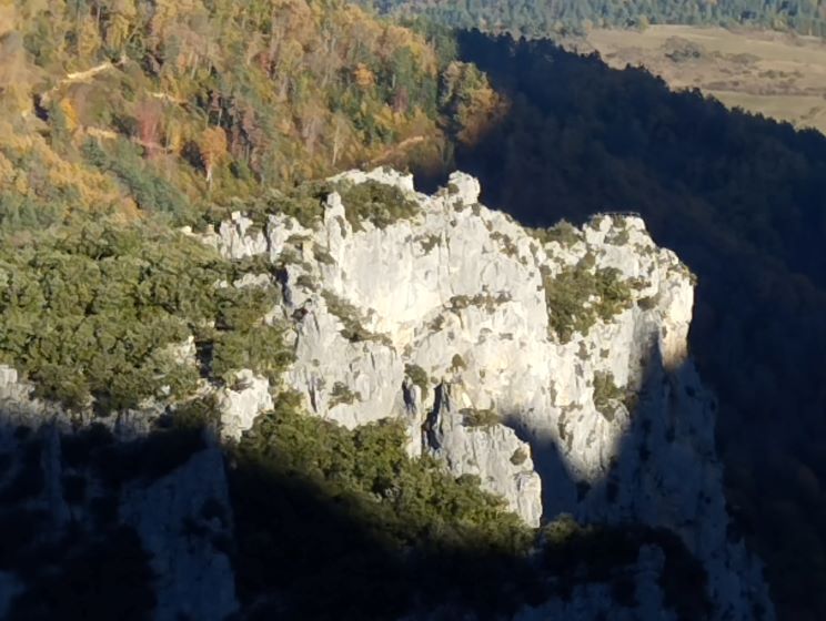 Gorges de St Gorges, Paysages aperçus en remontant la voie 4