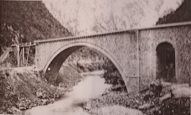 Pont de la Gamasse avant la pose des garde corps